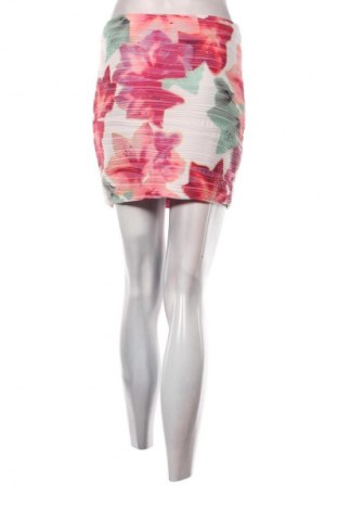 Пола Amisu, Размер M, Цвят Многоцветен, Цена 2,04 €