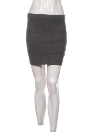 Пола Ann Christine, Размер S, Цвят Сив, Цена 2,04 €