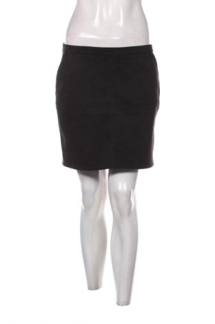 Пола Costes, Размер S, Цвят Черен, Цена 3,57 €