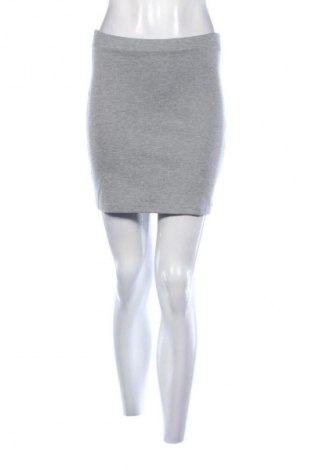 Пола Cubus, Размер S, Цвят Сив, Цена 2,04 €