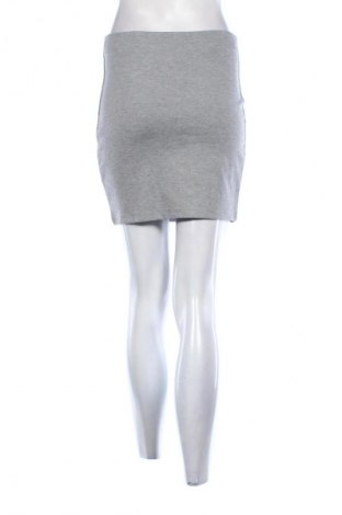 Пола Cubus, Размер S, Цвят Сив, Цена 2,04 €