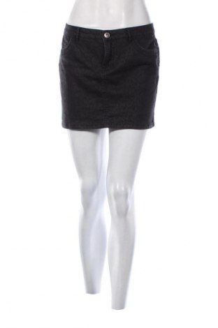 Пола Edc By Esprit, Размер M, Цвят Черен, Цена 2,04 €