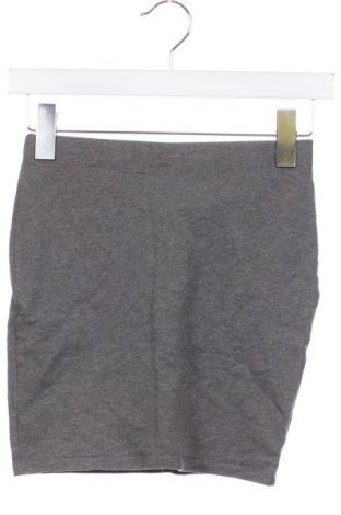 Пола Fb Sister, Размер XS, Цвят Сив, Цена 2,04 €