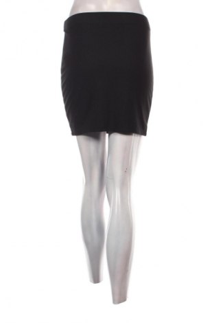 Пола Fb Sister, Размер M, Цвят Черен, Цена 2,04 €