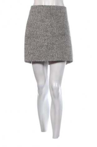 Пола H&M, Размер XL, Цвят Многоцветен, Цена 2,04 €