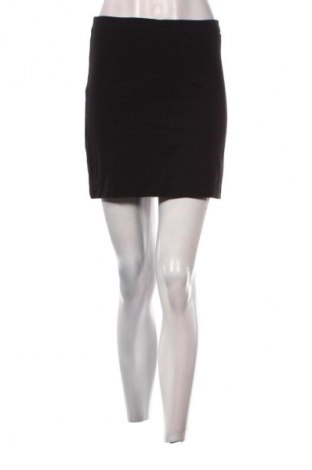 Пола H&M, Размер XL, Цвят Черен, Цена 2,04 €