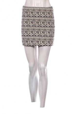 Пола H&M Divided, Размер S, Цвят Многоцветен, Цена 2,04 €