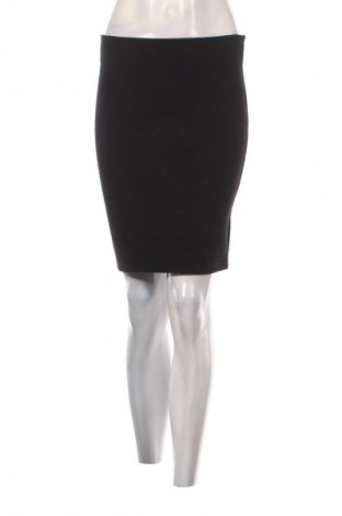 Пола H&M Divided, Размер S, Цвят Черен, Цена 2,04 €