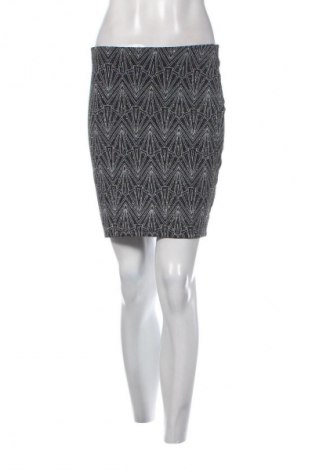 Пола H&M Divided, Размер S, Цвят Многоцветен, Цена 2,04 €