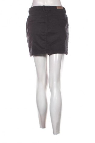 Пола H&M L.O.G.G., Размер S, Цвят Черен, Цена 2,04 €