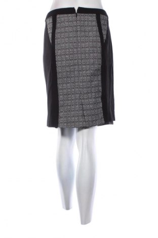 Пола Jacqui E, Размер M, Цвят Многоцветен, Цена 2,04 €