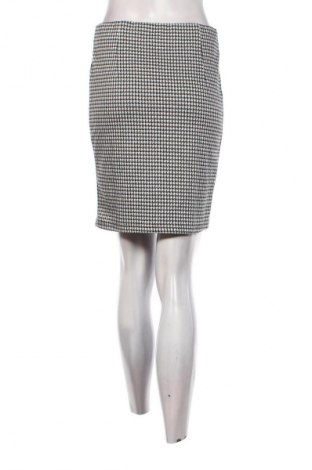 Пола Janina, Размер M, Цвят Многоцветен, Цена 2,04 €