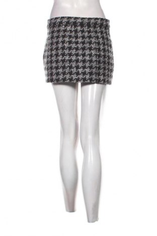 Пола Mango, Размер S, Цвят Многоцветен, Цена 3,06 €