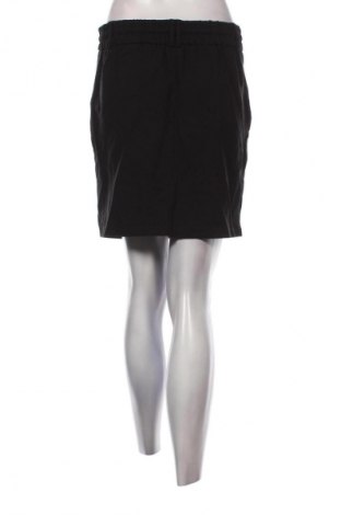 Пола ONLY, Размер M, Цвят Черен, Цена 2,55 €