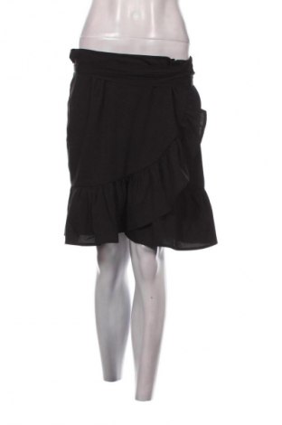 Пола ONLY, Размер XL, Цвят Черен, Цена 2,04 €