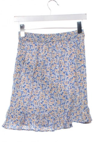 Пола Pieces, Размер XS, Цвят Многоцветен, Цена 2,04 €