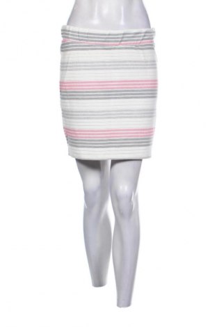 Пола Reserved, Размер S, Цвят Многоцветен, Цена 7,66 €