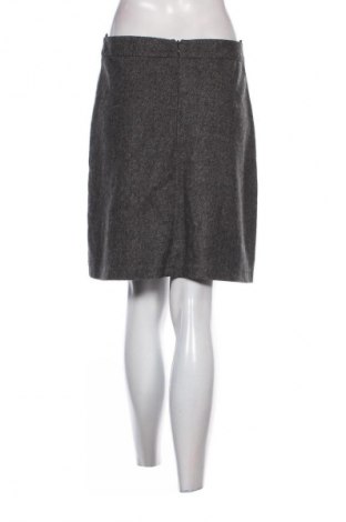 Пола S.Oliver, Размер M, Цвят Сив, Цена 3,57 €