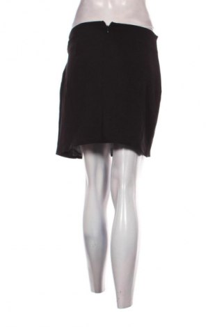 Пола SHEIN, Размер M, Цвят Черен, Цена 1,02 €