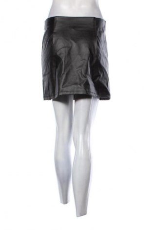 Пола Sinsay, Размер S, Цвят Черен, Цена 2,04 €