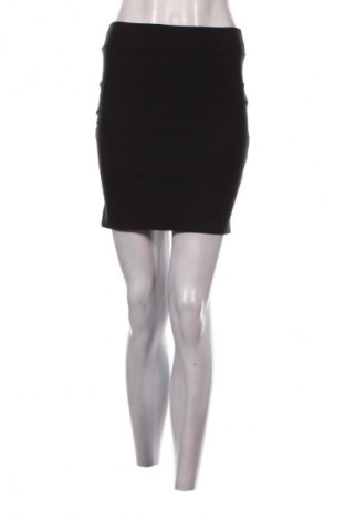 Пола Sisters Point, Размер S, Цвят Черен, Цена 2,04 €