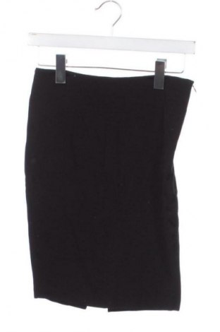 Пола Stefanel, Размер XS, Цвят Черен, Цена 2,55 €