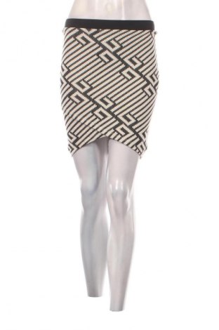 Пола Stradivarius, Размер M, Цвят Многоцветен, Цена 2,04 €