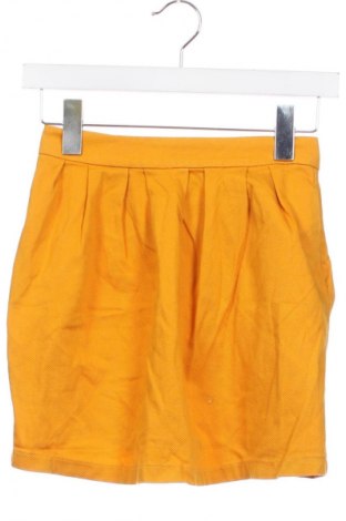 Пола Stradivarius, Размер XXS, Цвят Жълт, Цена 2,04 €