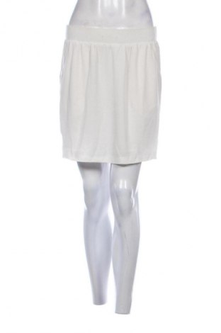 Пола Super Star, Размер S, Цвят Бял, Цена 2,04 €