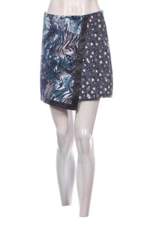 Пола Unbranded, Размер S, Цвят Многоцветен, Цена 2,04 €