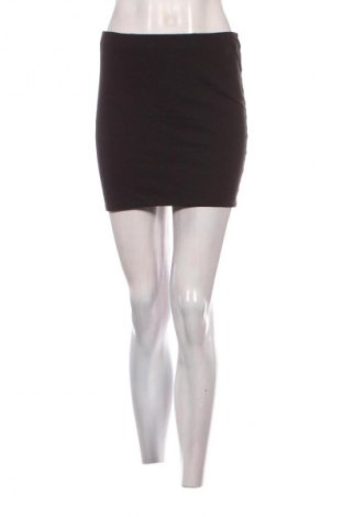 Пола Unbranded, Размер S, Цвят Черен, Цена 2,04 €