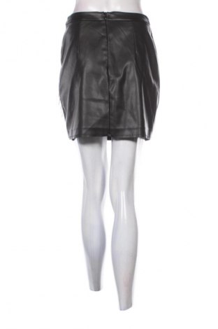 Пола Unbranded, Размер S, Цвят Черен, Цена 7,66 €