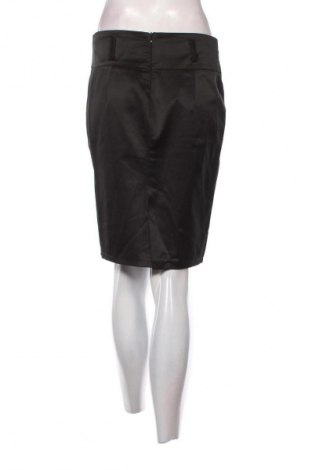 Пола Unbranded, Размер M, Цвят Черен, Цена 2,04 €