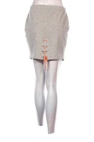 Пола Unbranded, Размер S, Цвят Сив, Цена 2,04 €