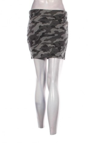 Пола Unbranded, Размер M, Цвят Многоцветен, Цена 2,04 €