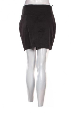 Пола Unbranded, Размер M, Цвят Черен, Цена 2,04 €