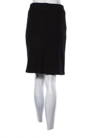 Пола Unbranded, Размер S, Цвят Черен, Цена 2,04 €