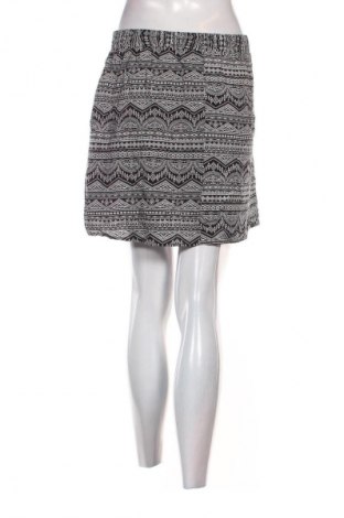 Пола Unbranded, Размер M, Цвят Многоцветен, Цена 2,04 €