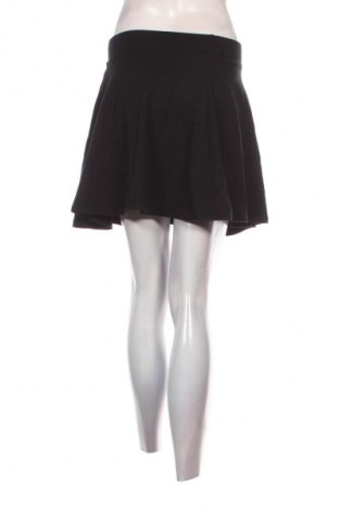 Пола Unbranded, Размер S, Цвят Черен, Цена 2,04 €