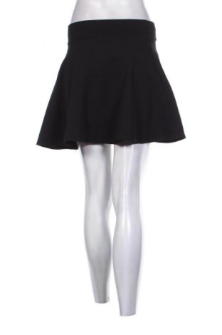 Пола Unbranded, Размер S, Цвят Черен, Цена 2,04 €