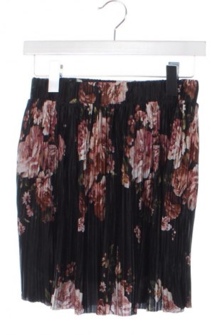 Пола VILA, Размер XS, Цвят Многоцветен, Цена 2,04 €