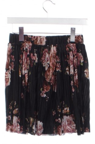 Пола VILA, Размер XS, Цвят Многоцветен, Цена 2,04 €