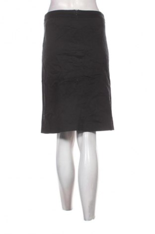 Пола Zara, Размер S, Цвят Черен, Цена 2,04 €