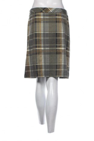 Пола Zavanna, Размер M, Цвят Многоцветен, Цена 2,04 €