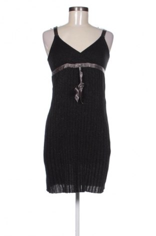 Sukienka Clockhouse, Rozmiar S, Kolor Czarny, Cena 27,99 zł