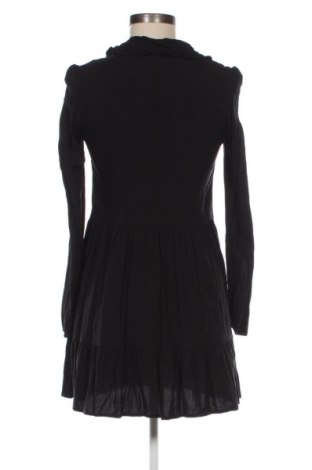 Рокля Cropp, Размер S, Цвят Черен, Цена 4,09 €