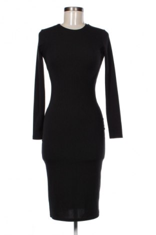 Sukienka Cropp, Rozmiar S, Kolor Czarny, Cena 25,99 zł