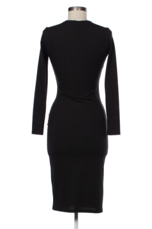 Sukienka Cropp, Rozmiar S, Kolor Czarny, Cena 25,99 zł