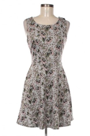 Рокля Fb Sister, Размер M, Цвят Многоцветен, Цена 3,06 €