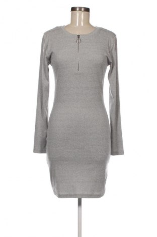 Šaty  Fb Sister, Velikost L, Barva Šedá, Cena  199,00 Kč